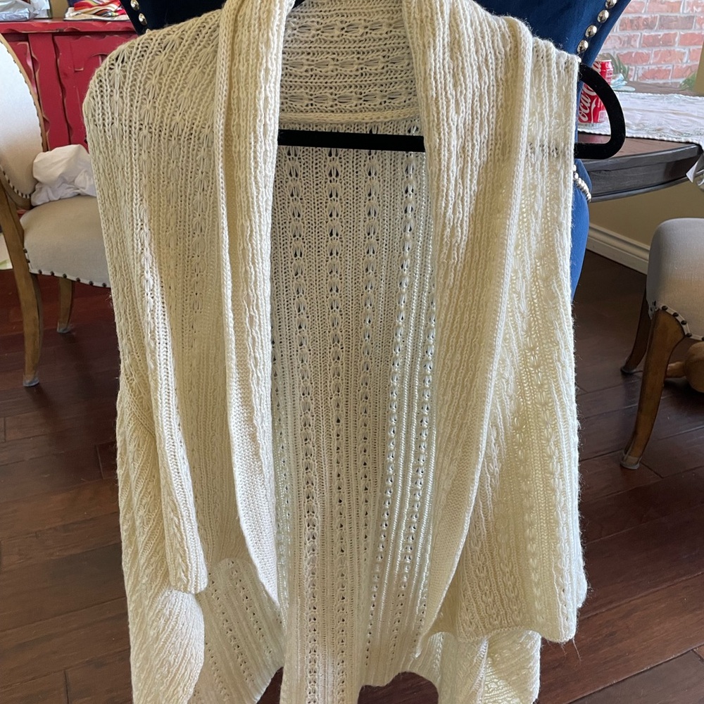 Elegant Cream Knit Sweater